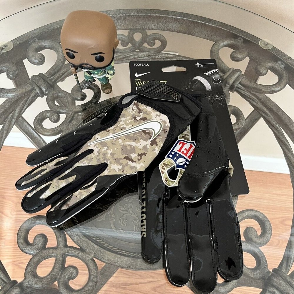 Nike‎ NFL Vapor Jet Salute To Service Digital Camo Football Gloves Size Large